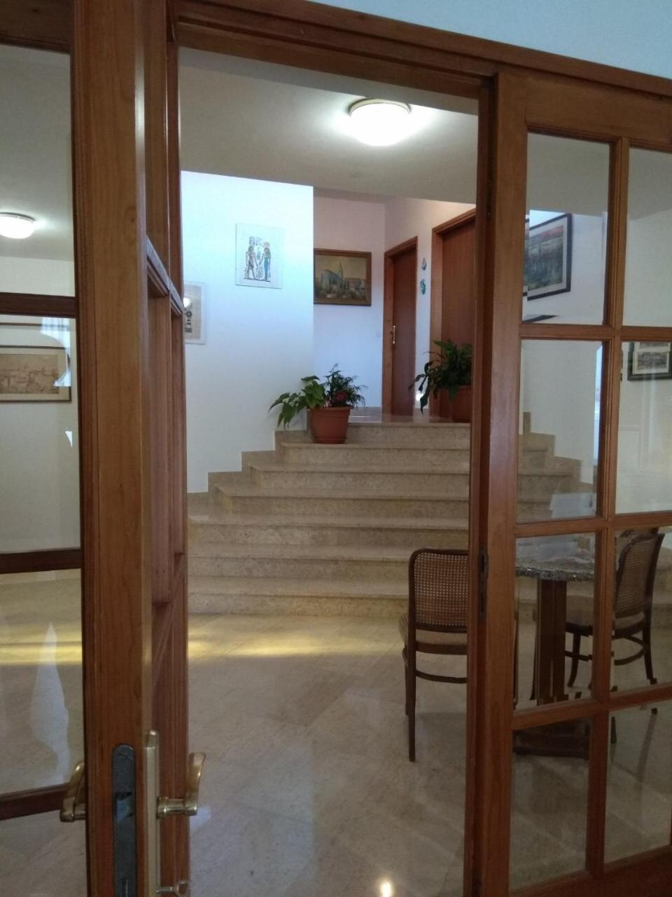 Apartman Ostrea *** Bale Ngoại thất bức ảnh