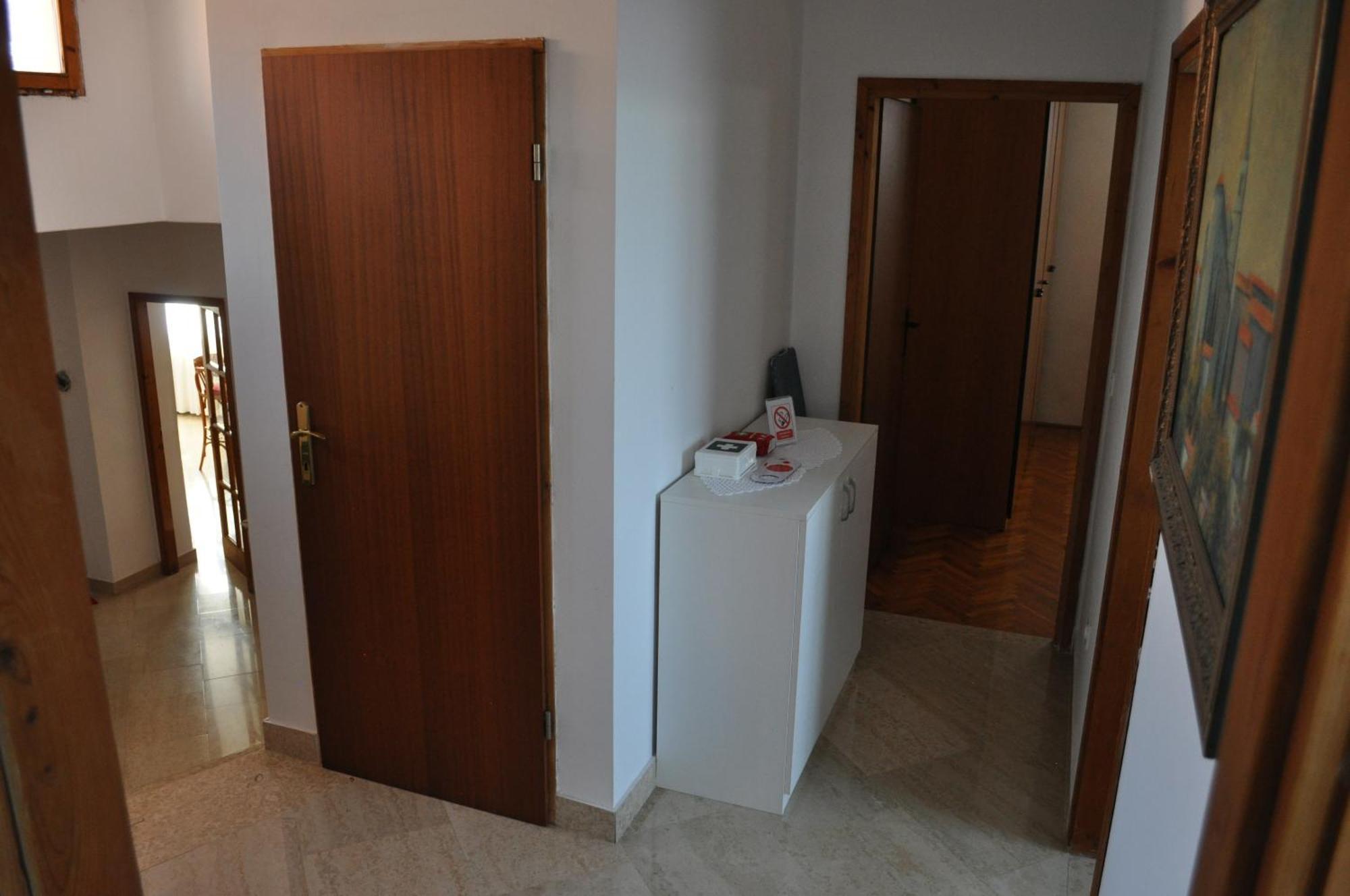 Apartman Ostrea *** Bale Ngoại thất bức ảnh